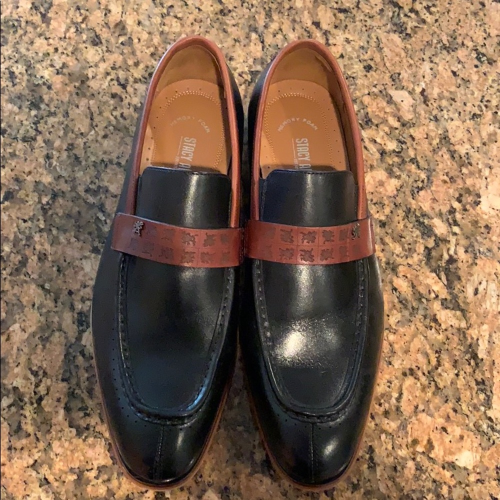 Stacy Adams Black Loafers with Brown Accent Strap